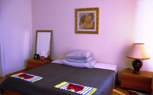Zizu Hotel