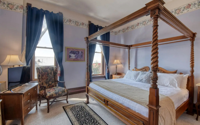 The Delaware Hotel