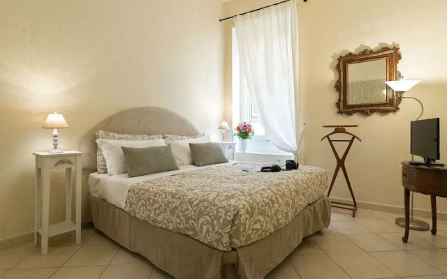 Rome Trevi Fountain Apartment