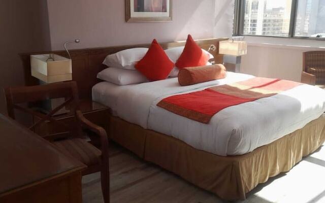 The Clan Suites