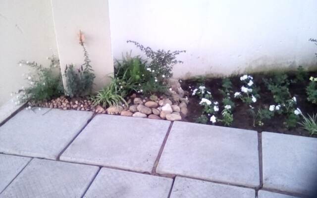 Jurdinee Guest House