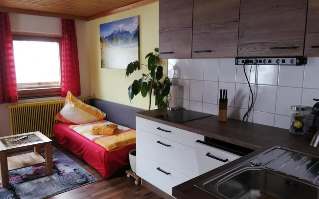 Apartment Lainer