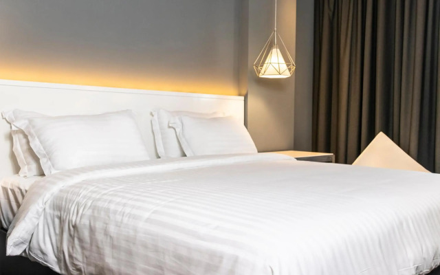 Trademark Hotel