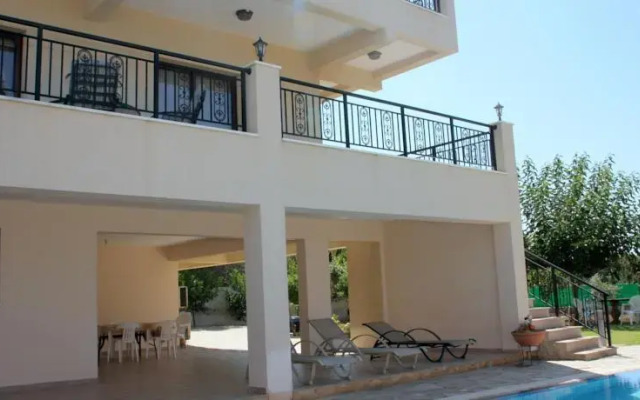 Villa Agathi