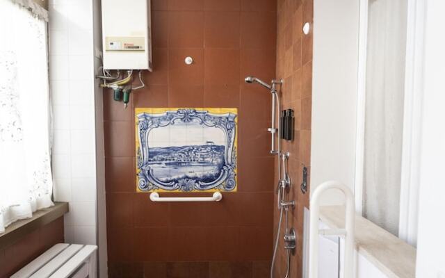 Trastevere 2 BR Cozy Apartment