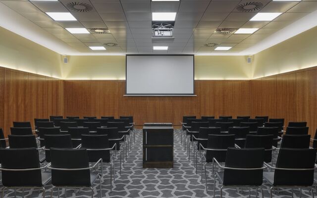 Le Méridien Oran Hotel & Convention Centre