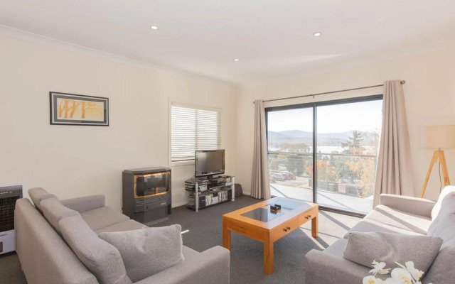 Alaska 1 8 Poley Cow Lane