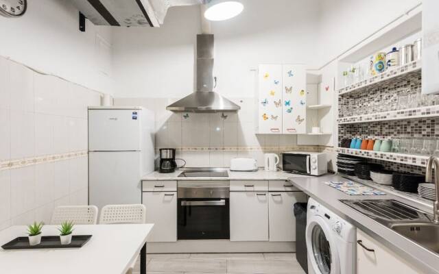 M&F Infantas Apartamento