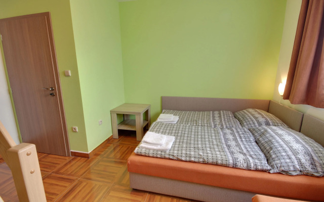 Guest House Pod Hajkem