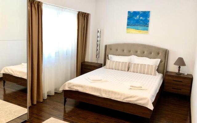 Cara Apartment - 5 min walk to the beach (Delfinariu - bd. Mamaia)