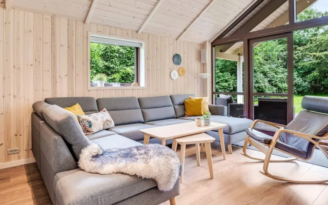 5 Star Holiday Home in Vaeggerlose