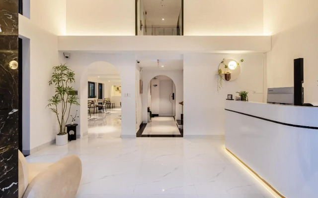 The Royal Hotel  Apartment - Phu My Hung