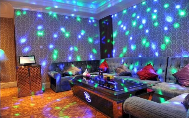 Shitang Relax Grand Hotel