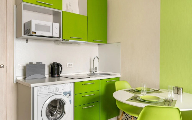 Modern Studio by Simply Comfort. Gym.