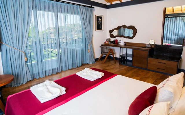 Porto Amore Club  Hotel