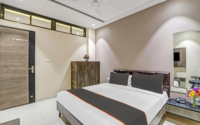COLLECTION O 87603 Ospite Hotel