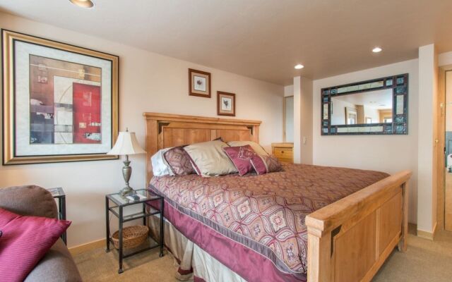 Kennedy Suite Studio