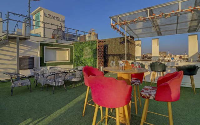 Treebo C1 Taj Nirvana