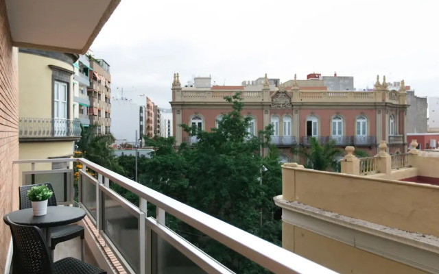 Santa Cruz Downtown Apartment, Luminosidad, Confort y Estilo