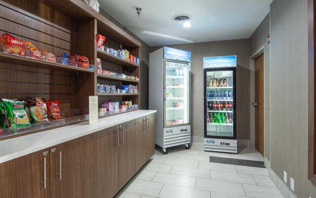 Holiday Inn Express & Suites Chattanooga (East Ridge) by IHG