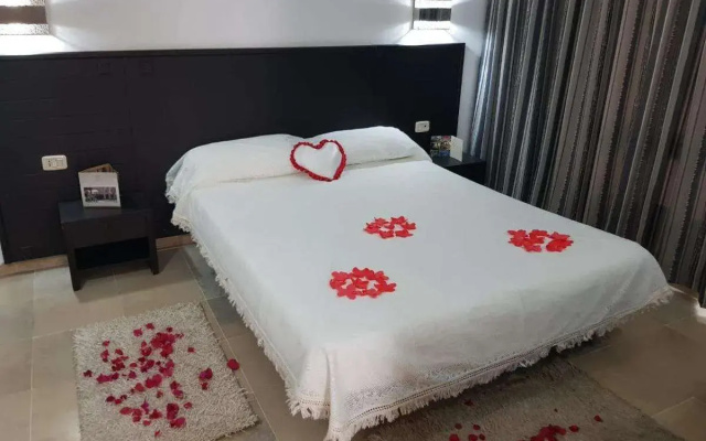 Andalucia Beach Hotel & Residence