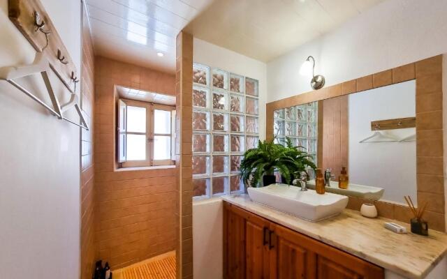 FLH Lagos Cozy House