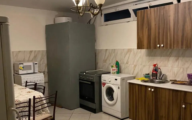 Vavilova 2  Guest house