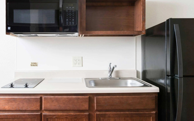 WoodSpring Suites Lafayette