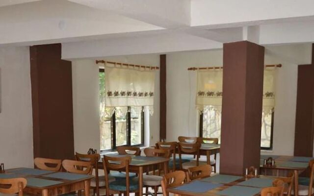 Double Comfort Otel Sarıgerme