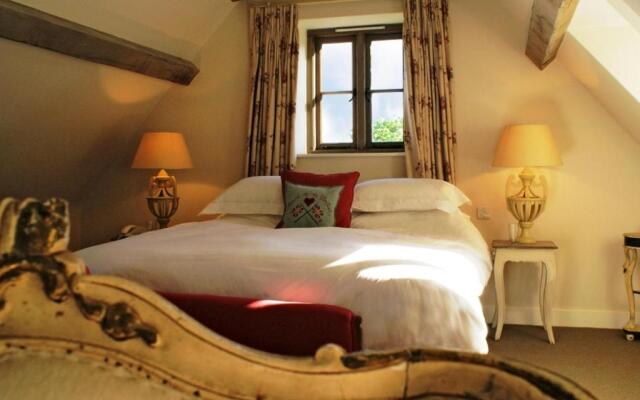 Swan Inn Hotel