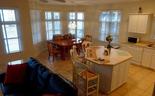 Oc816 St. Charles Place-1