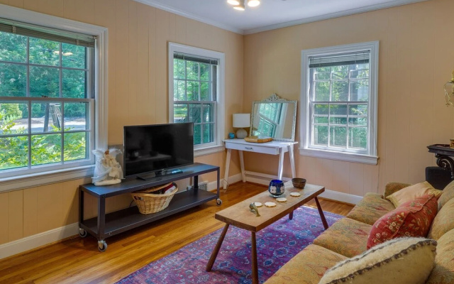 Spacious Durham Apartment Near Downtown