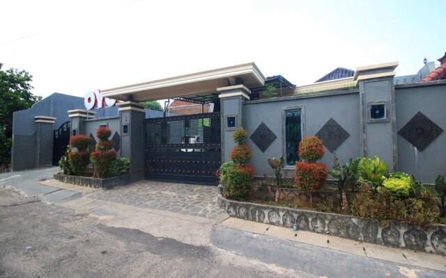 OYO 2286 Wisma Laut Tawar Syariah