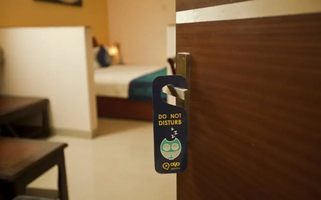 OYO Premium DLF Phase 4