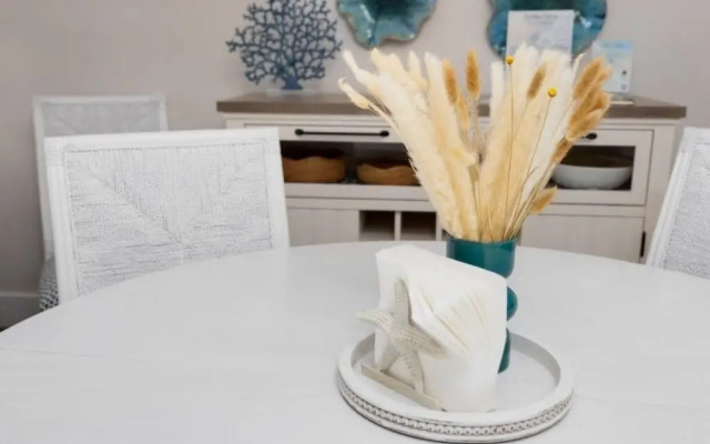 Pelicans Roost 305 2 Bedroom Condo