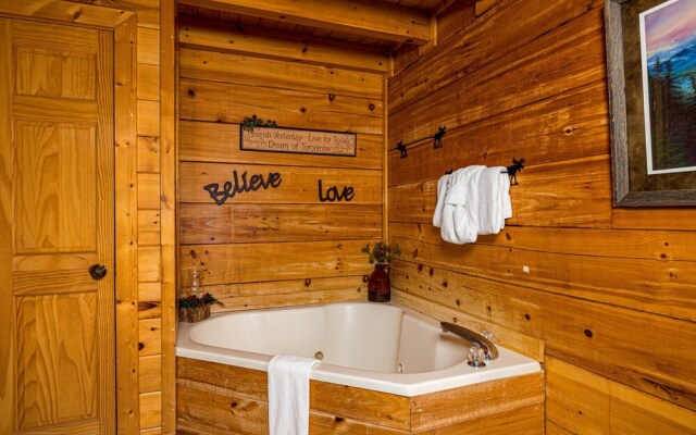 MooseBehaving - Two Bedroom Cabin