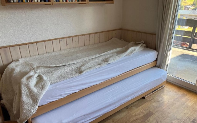 Schönes 2-Zimmer Studio mit grossem Balkon und Bergpanorama - 400m von Talstation Sillerenbahn – Guest Rooms – Adelboden