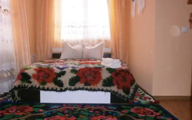 Pensiunea Poalele Gutinului