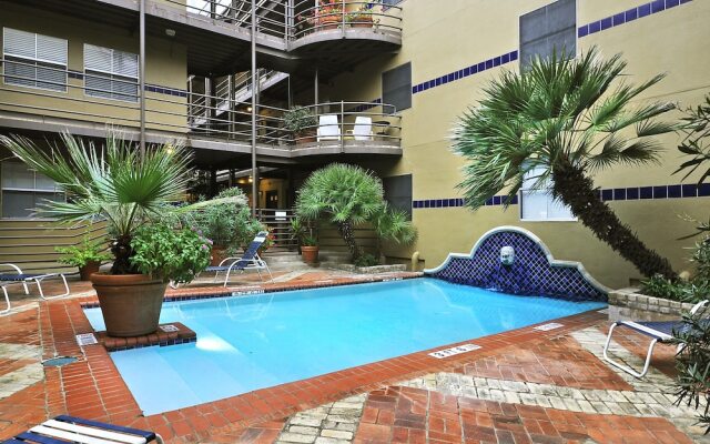 Austinstays Downtown Condo