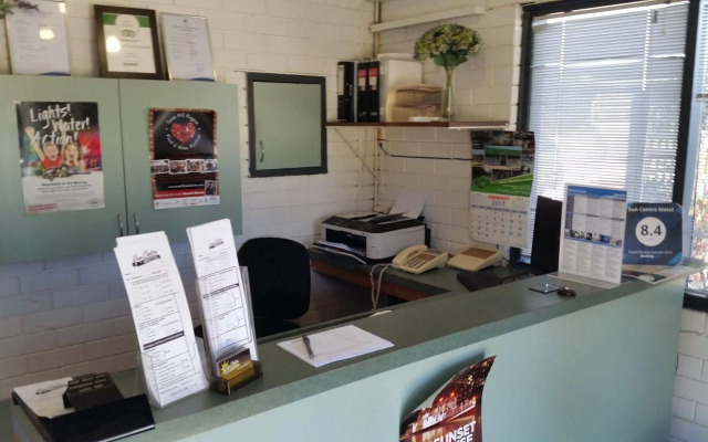 Sun Centre Motel