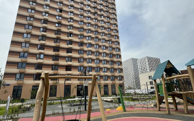 Apartments on Kashtanova Street