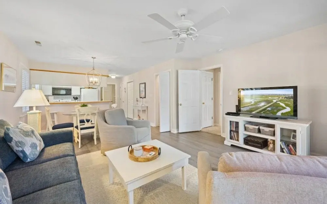 Fairways & Ocean Breeze 2 Bedroom Condo