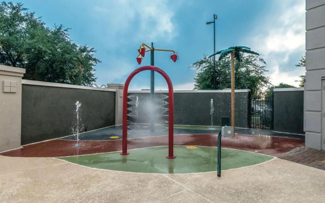 LaQuinta Dalla North / Arlington