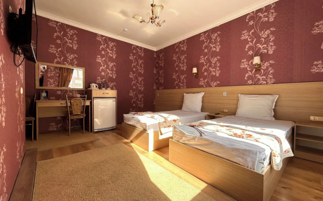 Hotel Ishonch