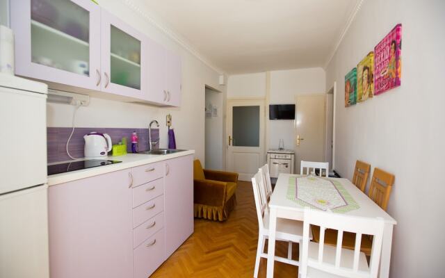 Guest House Gugily