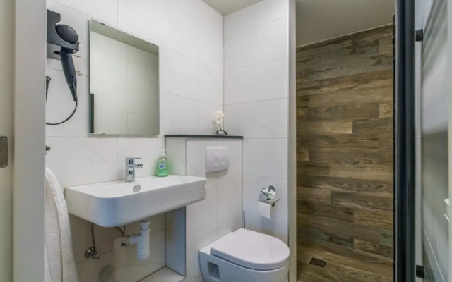 Cosy Apartment Near Center
