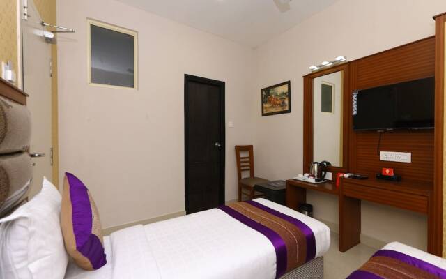 OYO Flagship 486 Nungambakkam-Greams road-Apollo Hospital