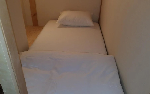 Running Bare Hostel