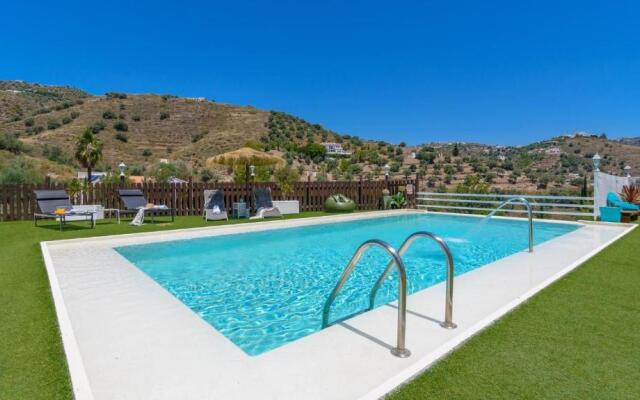 Villa Omairi Torrox by Ruralidays