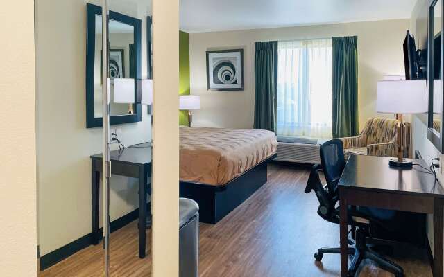 Quality Inn & Suites Lake Charles South